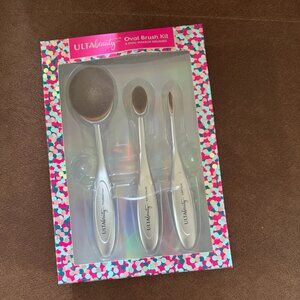 Ulta Oval Brush Kit 3-piece Make-up Brush Set, Foundation, Concealer, Contour